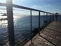 <b>Ipe Deck with aluminum & calbe railing</b>